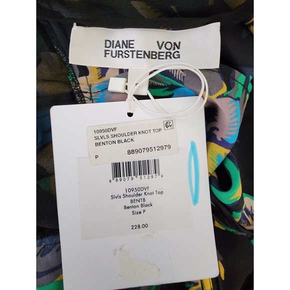 Diane von Furstenburg NWT Floral Shoulder Knot Bow Top Black Green DVF xs P - Picture 7 of 8